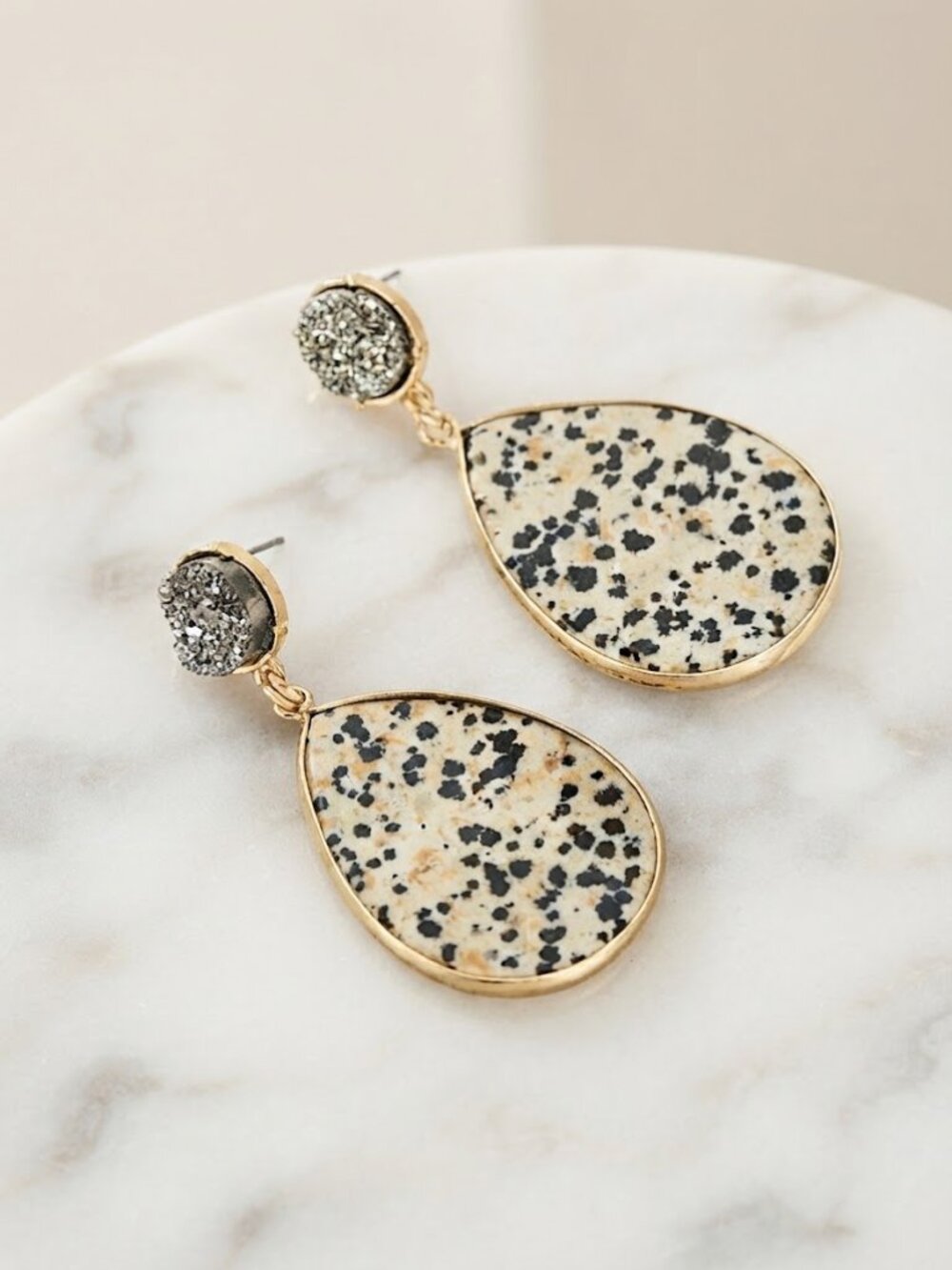 Black Spotted Ladies Fashionable Dangle Earrings